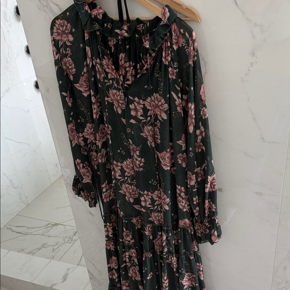 Floral Ruffle Long Sleeve Dress in Dark Green and Dusty Rose